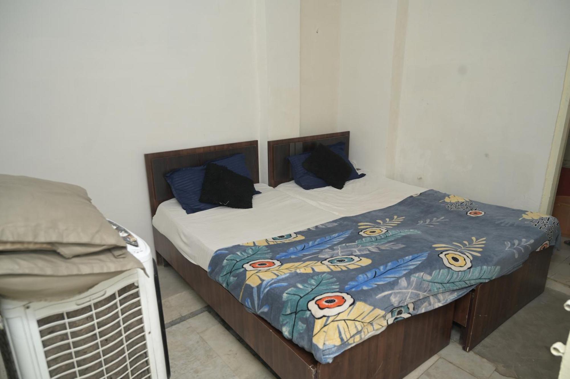 Rk Hotel Rooms Rāipur Kültér fotó